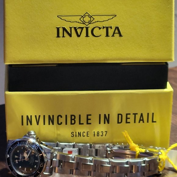 Invicta Women\'s Pro Diver Collection Watch main image 5